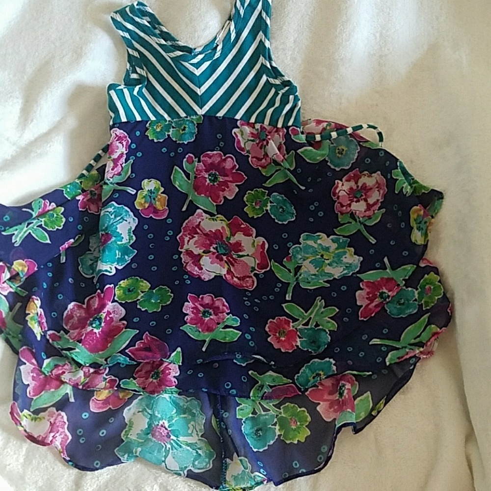 Girls dress